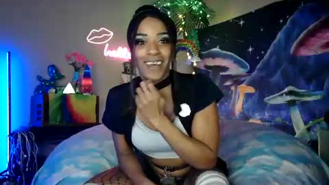 Snapshot of sweetcarimilla83 chatting on 03-20-26, 05:56 Jillian online show from 03-20-26, 05:56