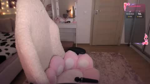 Lisa online show from 09-27-25, 06:46