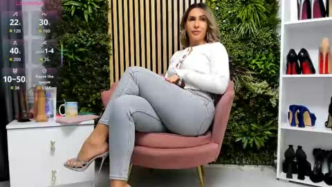 Snapshot of sweetcherry30_ chatting on 11-06-25, 07:09 Cherry online show from 11-06-25, 07:09