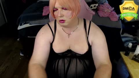 Snapshot of sweetcock900 chatting on 03-10-25, 11:27 Anna online show from 03-10-25, 11:27