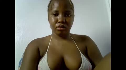 Snapshot of sweetcoochiex chatting on 03-18-26, 05:32 sweetcoochiex online show from 03-18-26, 05:32