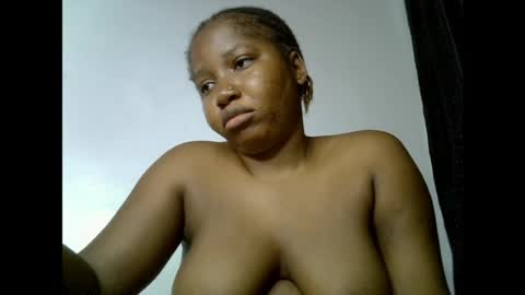Snapshot of sweetcoochiex chatting on 05-19-26, 11:05 sweetcoochiex online show from 05-19-26, 11:05