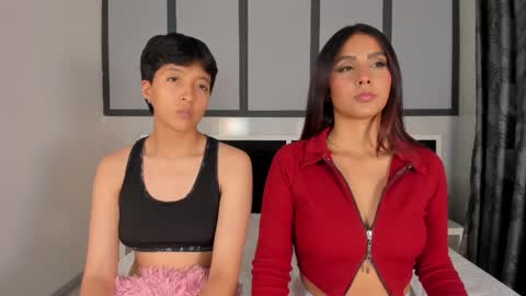 Eva Short hair girl  - Victoria Long red hair online show from 11-27-25, 11:40