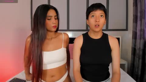 Eva Short hair girl  - Victoria Long red hair online show from 05-08-26, 07:30