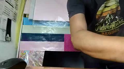 sweetcuervo independent model online show from 12-19-25, 10:17