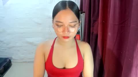 Snapshot of sweetcummer27 chatting on 01-11-26, 09:31 SOPHIA online show from 01-11-26, 09:31