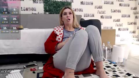 Daiana  Onlyfans - Blonddaiana online show from 02-24-25, 01:46