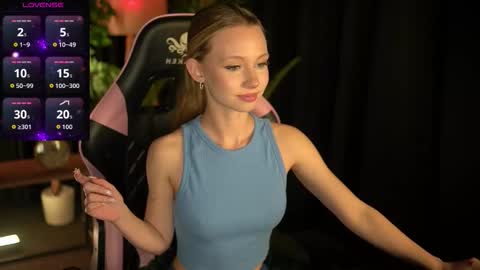 Lina online show from 03-24-26, 04:12