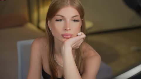 Amelia online show from 09-23-25, 11:24