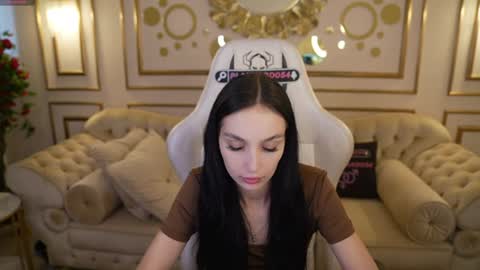 Snapshot of sweetdesiree_ chatting on 07-24-26, 10:57 Amelia online show from 07-24-26, 10:57