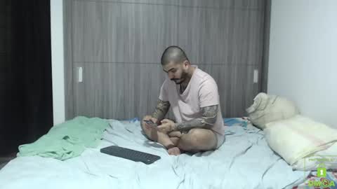         online show from 02-11-25, 12:06