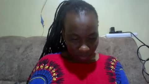 sweetdiva2012 online show from 05-05-26, 06:49