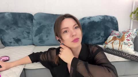 Snapshot of sweetdreamvic chatting on 02-28-25, 05:26 Vicktorious online show from 02-28-25, 05:26