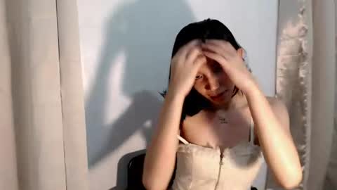 Snapshot of sweetestcelest chatting on 06-22-26, 03:47 Celest online show from 06-22-26, 03:47