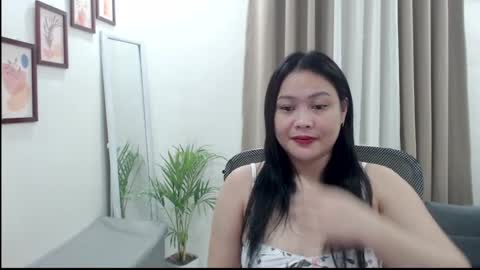 Snapshot of sweetestsmile_ chatting on 03-01-25, 02:59 Khaye online show from 03-01-25, 02:59