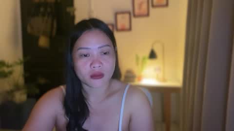 Snapshot of sweetestsmile_ chatting on 04-02-26, 02:20 Khaye online show from 04-02-26, 02:20