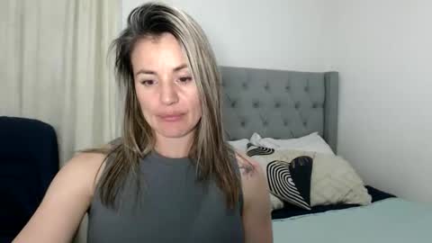 sweef online show from 10-27-25, 12:36