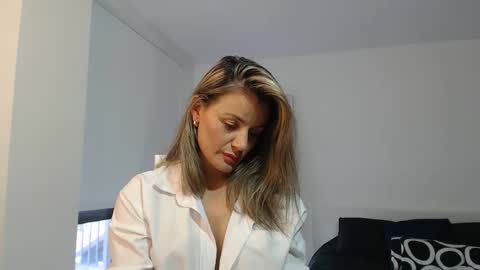 sweef online show from 12-22-25, 08:28