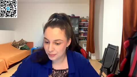 Snapshot of sweetfenomen67 chatting on 06-03-26, 07:08 Joanna online show from 06-03-26, 07:08
