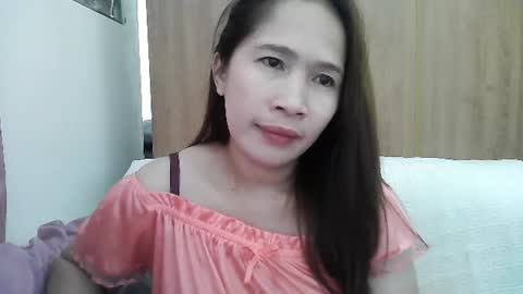 Snapshot of sweetfilipinawet chatting on 07-12-26, 04:31 Stacy online show from 07-12-26, 04:31