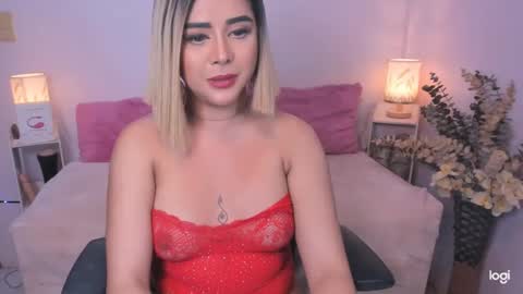 Snapshot of sweetfuckingqueen chatting on 03-08-25, 01:25 janelle online show from 03-08-25, 01:25
