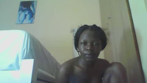 Snapshot of sweetgal2025 chatting on 03-27-26, 07:58 EUNICE online show from 03-27-26, 07:58