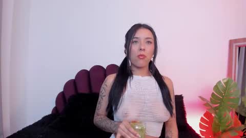 Dulce online show from 03-25-26, 09:04