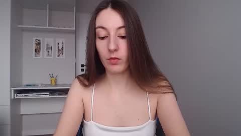 Snapshot of sweetheart_77 chatting on 02-22-26, 09:08 Emma online show from 02-22-26, 09:08