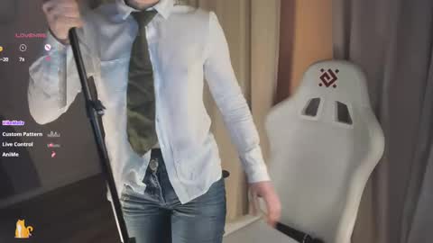 Kira online show from 02-23-25, 06:56