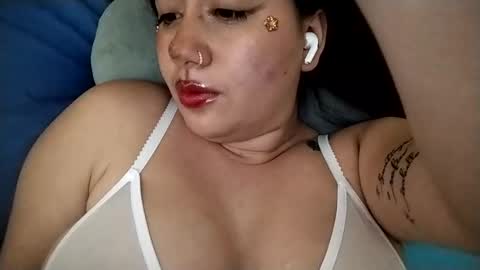 Ana Mara  i cant Make noise My family is here  online show from 10-29-25, 06:04