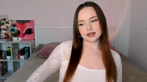 Snapshot of sweetie_candy_ chatting on 04-25-26, 02:25 Hannah online show from 04-25-26, 02:25