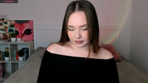 Snapshot of sweetie_candy_ chatting on 04-30-26, 01:50 Hannah online show from 04-30-26, 01:50