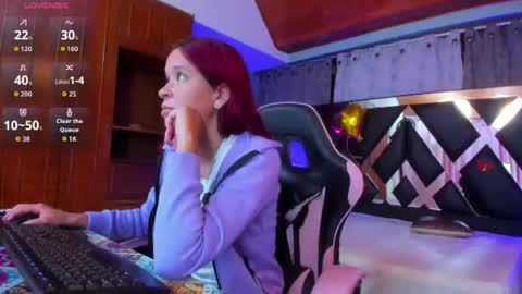 FOXXY online show from 06-25-26, 11:04