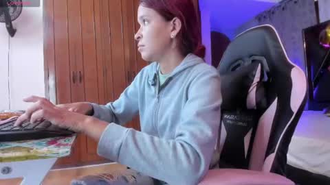 FOXXY online show from 07-08-26, 11:48