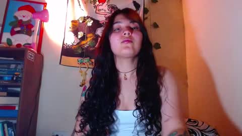 Snapshot of sweetie_maryy chatting on 12-14-24, 03:29 Maria my insta sweetie maryy online show from 12-14-24, 03:29
