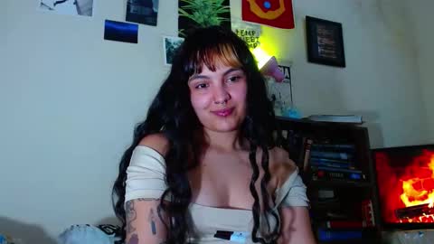 Snapshot of sweetie_maryy chatting on 02-13-25, 09:49 Maria my insta sweetie maryy online show from 02-13-25, 09:49