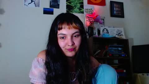 Snapshot of sweetie_maryy chatting on 03-01-25, 01:11 Maria my insta sweetie maryy online show from 03-01-25, 01:11