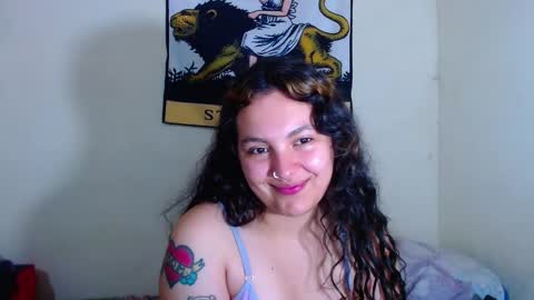 Snapshot of sweetie_maryy chatting on 02-25-26, 05:22 Maria my insta sweetie maryy online show from 02-25-26, 05:22