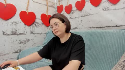 ROZZY online show from 05-02-26, 01:32