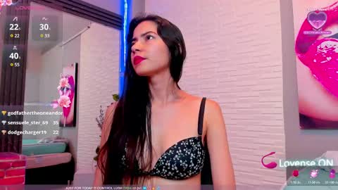 Snapshot of sweetieandjuiicy chatting on 03-01-25, 07:48 Call me Nataly online show from 03-01-25, 07:48