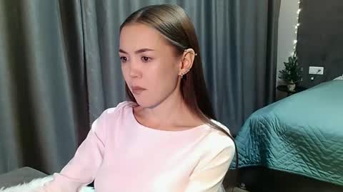 sweetieee_kira online show from 01-09-26, 09:05