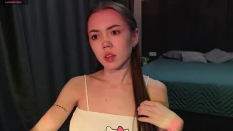 sweetieee_kira online show from 04-29-26, 03:10