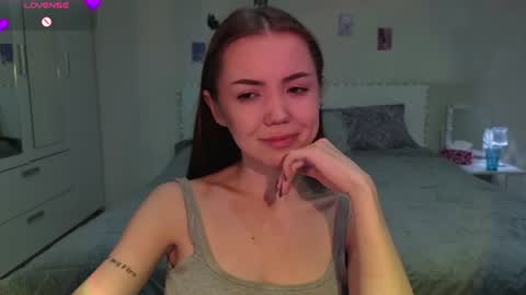 sweetieee_kira online show from 06-26-26, 03:22