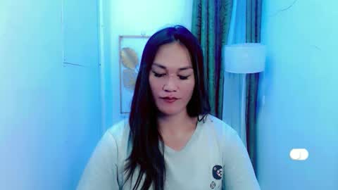 Snapshot of sweetiekimz chatting on 04-09-26, 09:20 Rosemarie online show from 04-09-26, 09:20