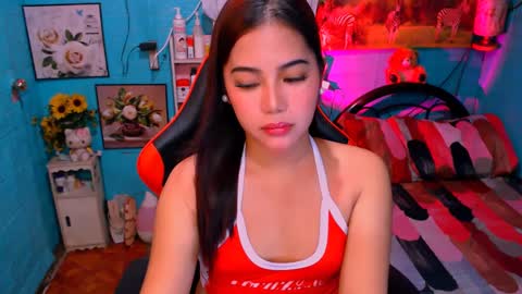 Snapshot of sweetienicole chatting on 12-11-24, 02:00 Nicole online show from 12-11-24, 02:00
