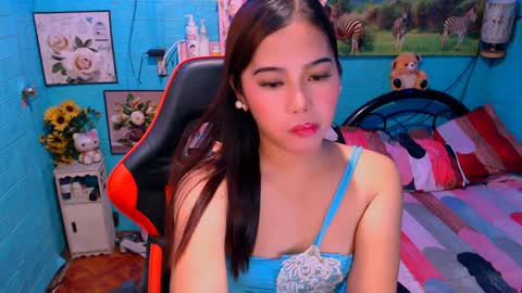 Snapshot of sweetienicole chatting on 01-14-25, 07:38 Nicole online show from 01-14-25, 07:38