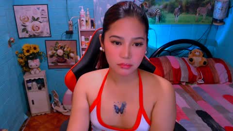Snapshot of sweetienicole chatting on 01-28-25, 10:23 Nicole online show from 01-28-25, 10:23