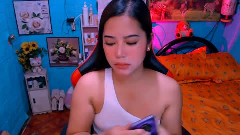 Snapshot of sweetienicole chatting on 02-07-25, 11:55 Nicole online show from 02-07-25, 11:55
