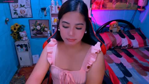 Snapshot of sweetienicole chatting on 02-26-25, 06:54 Nicole online show from 02-26-25, 06:54