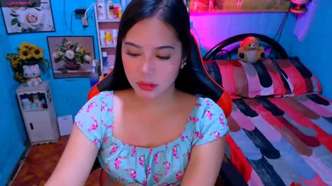 Snapshot of sweetienicole chatting on 03-01-25, 09:04 Nicole online show from 03-01-25, 09:04
